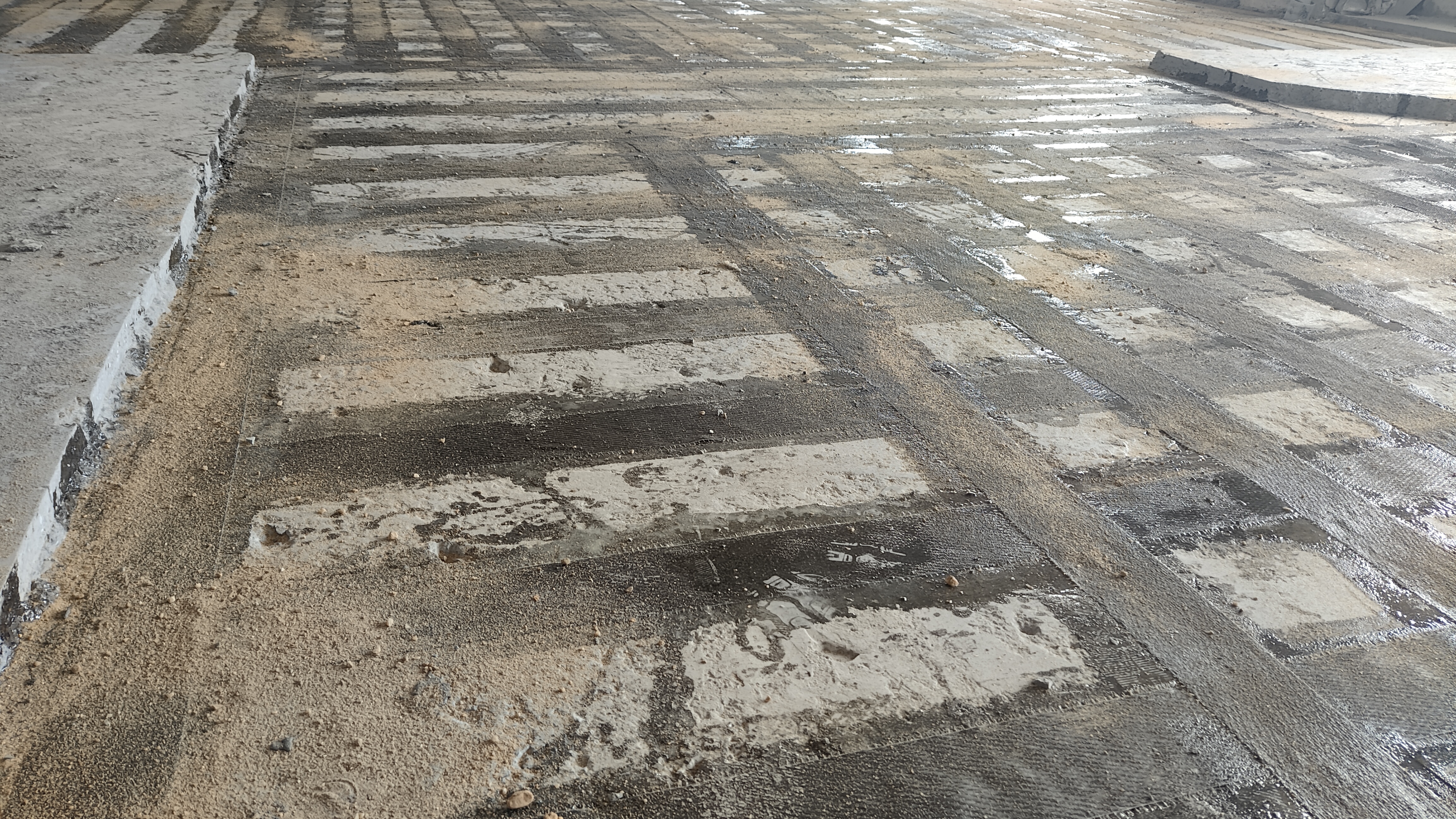 碳纖維布（bù）加固