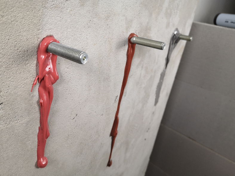 施邦（bāng）植筋膠施（shī）工現場